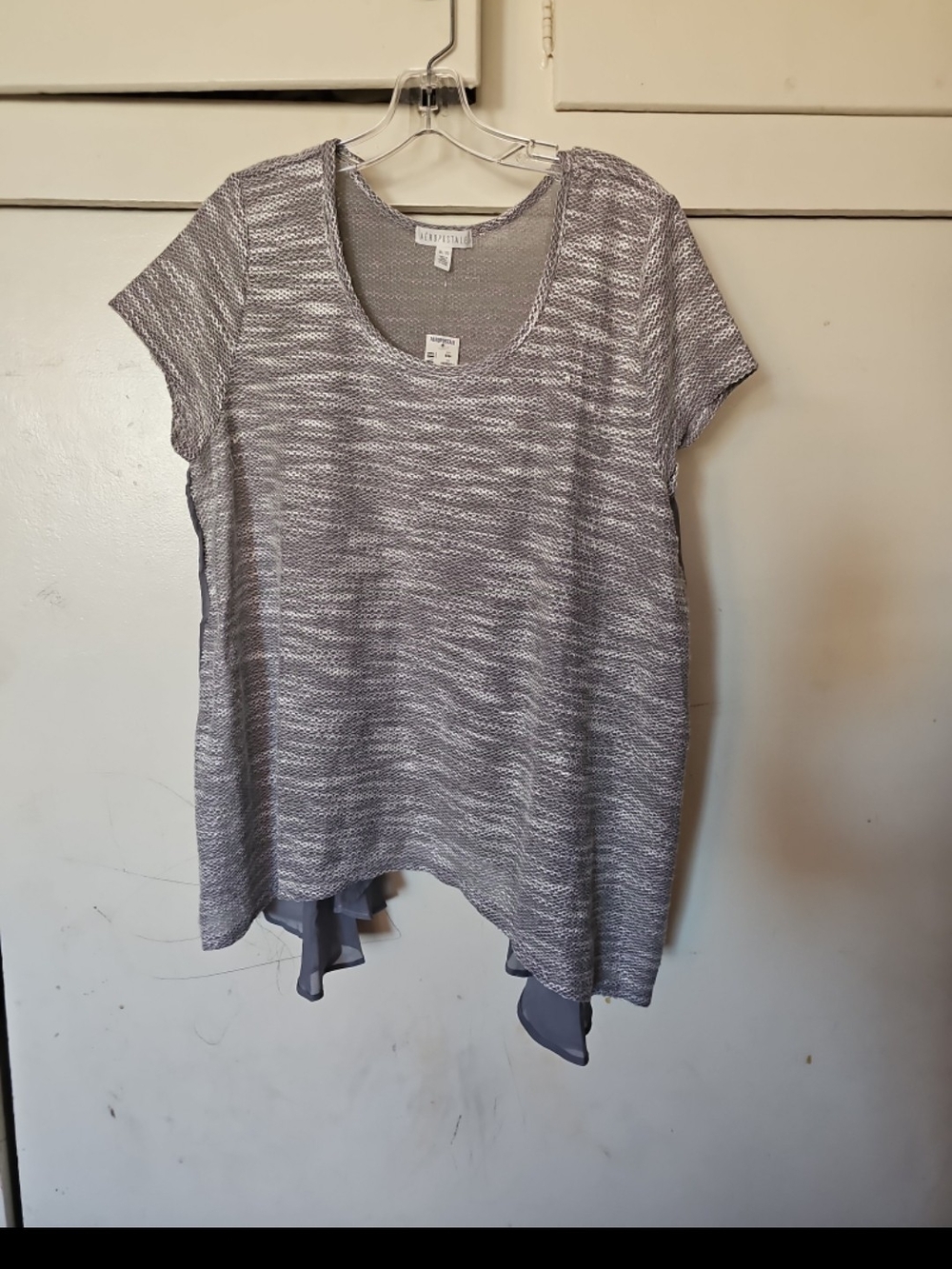 Aeropostale Gray Short Sleeve Layered Hem Tee
